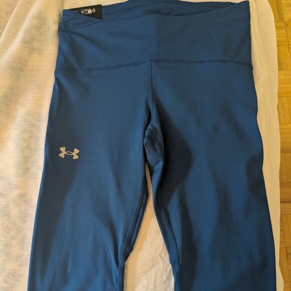 Under Armour Capri Workout Pants, Size Medium, Turquoise - Picture 1 of 1